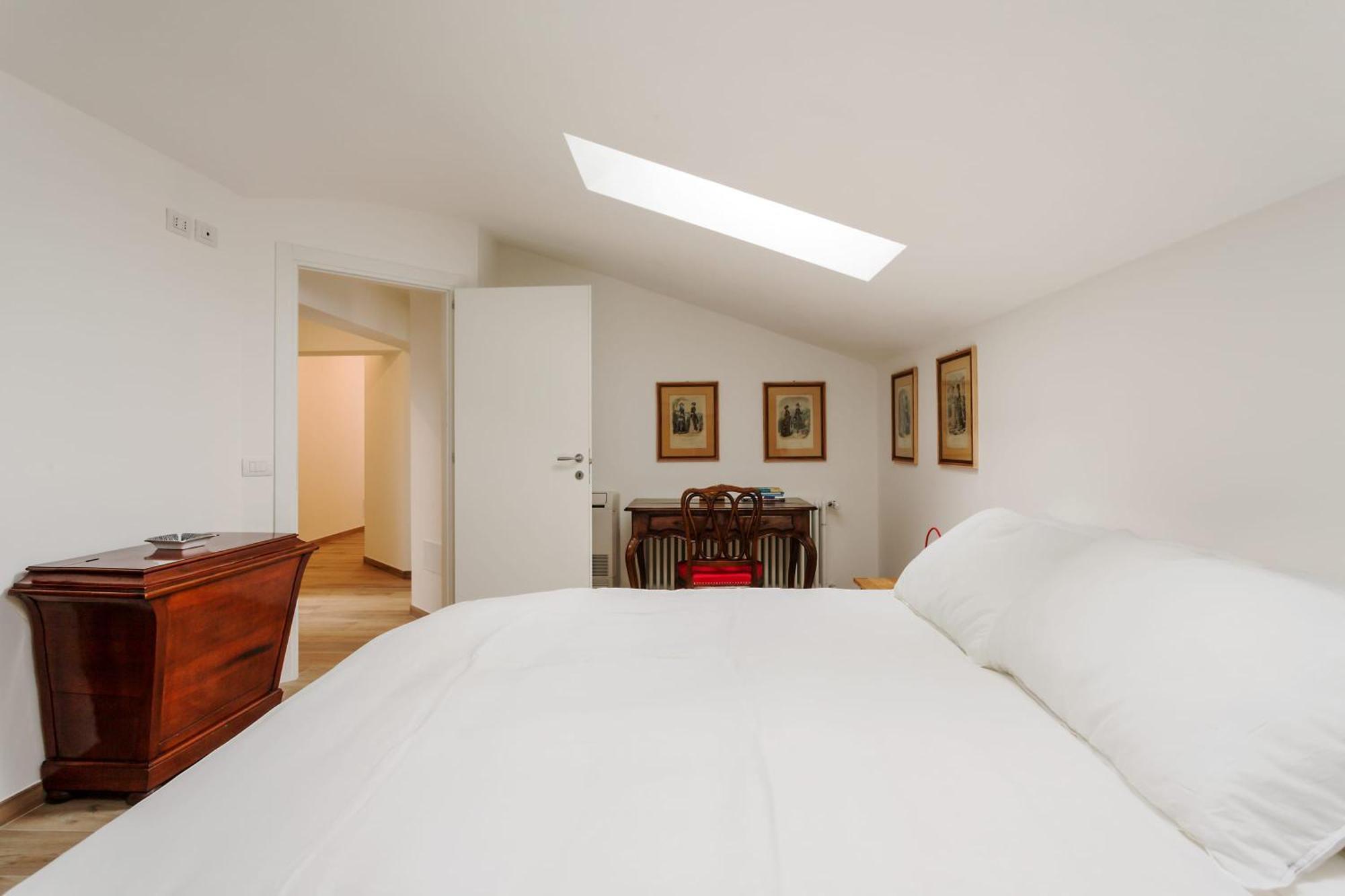 Apartamento Amazing Flat With Big Terrace And Private Car Park Verona Exterior foto